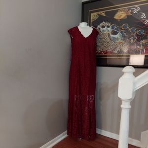Size 16 Betsy and Adam formal burgundy